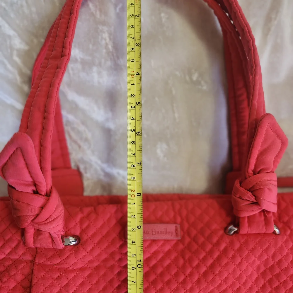 Quilted Red Tote Bag - Picture 4 of 12